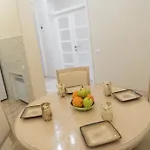 Apartament Vip Na Derebasovskoi