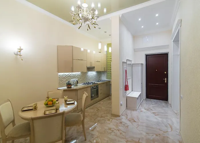 Vip Na Derebasovskoi Apartament